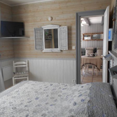 LA DANAE ILE DE RE, VELOS, WIFI, CUISINE, LINGE, Parking gratuit Saint-Martin-de-Ré Exterior foto
