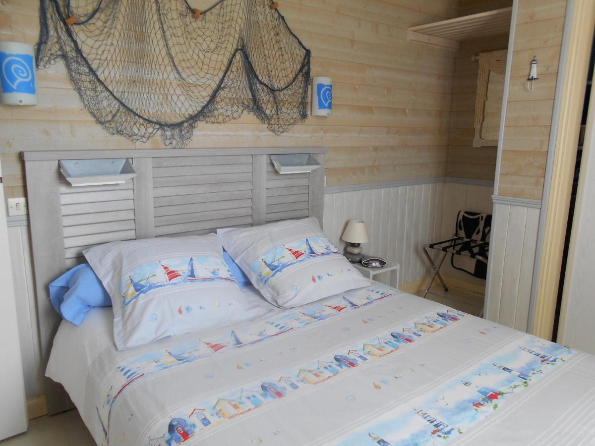 LA DANAE ILE DE RE, VELOS, WIFI, CUISINE, LINGE, Parking gratuit Saint-Martin-de-Ré Exterior foto