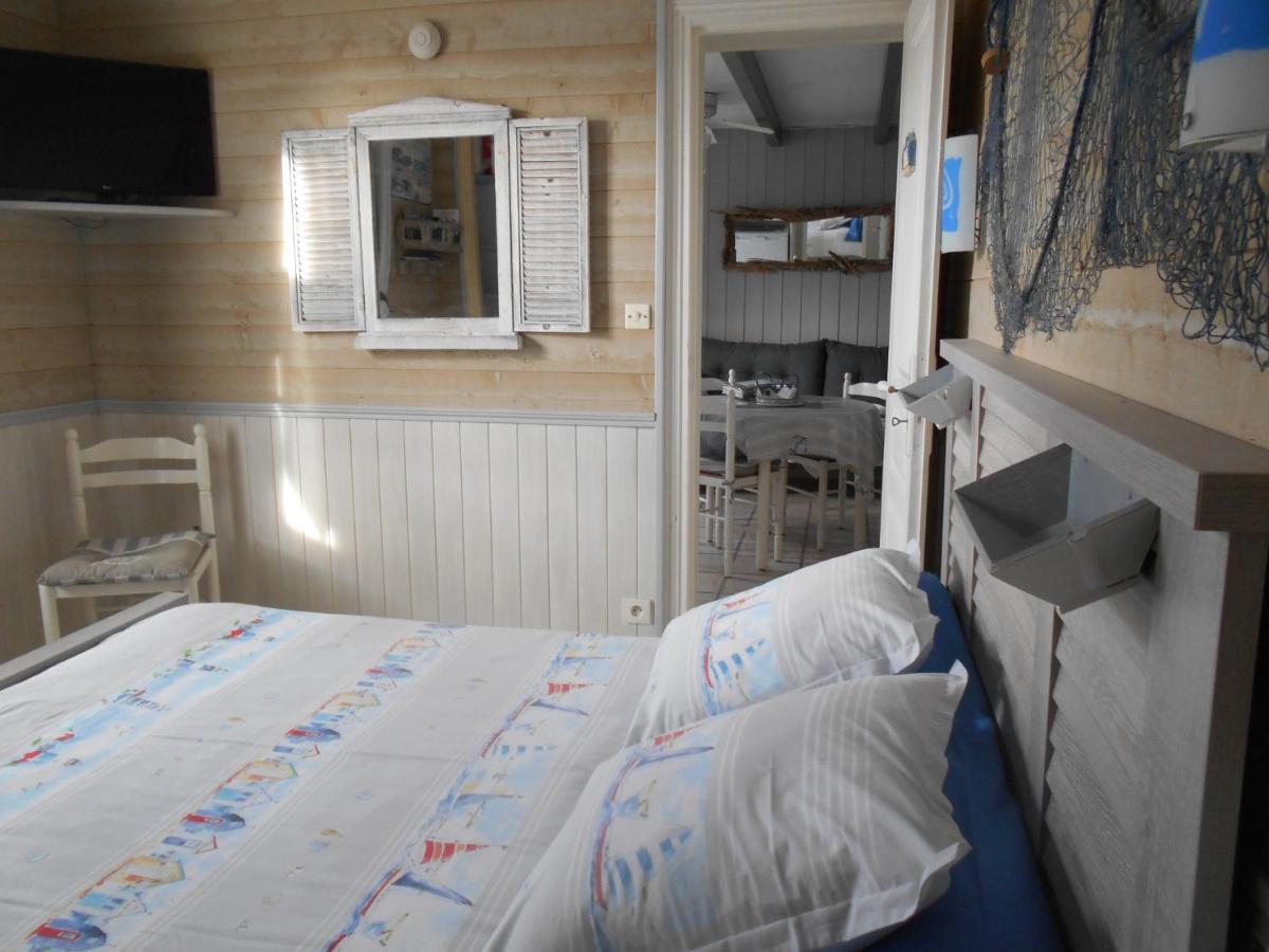 LA DANAE ILE DE RE, VELOS, WIFI, CUISINE, LINGE, Parking gratuit Saint-Martin-de-Ré Exterior foto