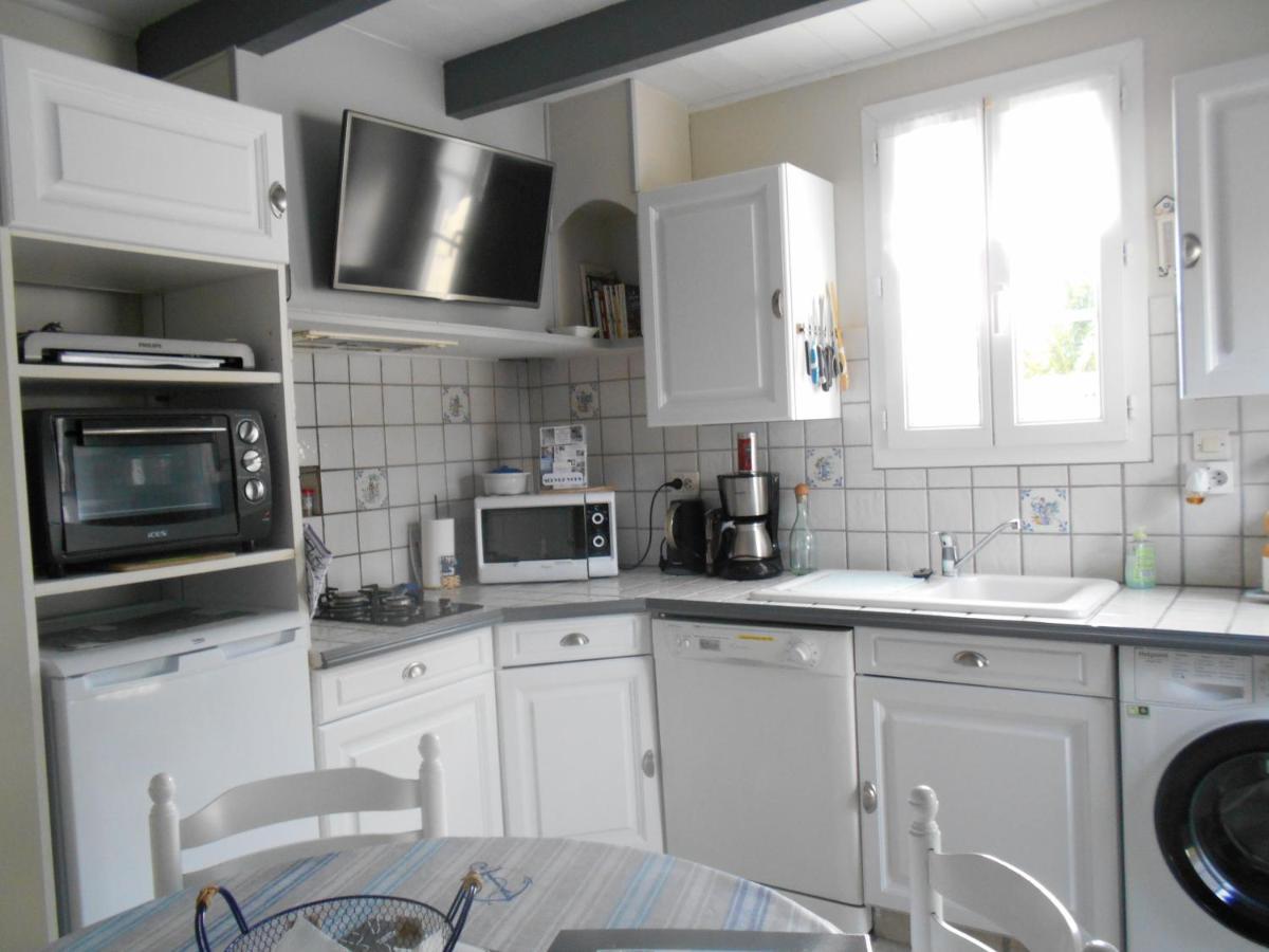 LA DANAE ILE DE RE, VELOS, WIFI, CUISINE, LINGE, Parking gratuit Saint-Martin-de-Ré Exterior foto