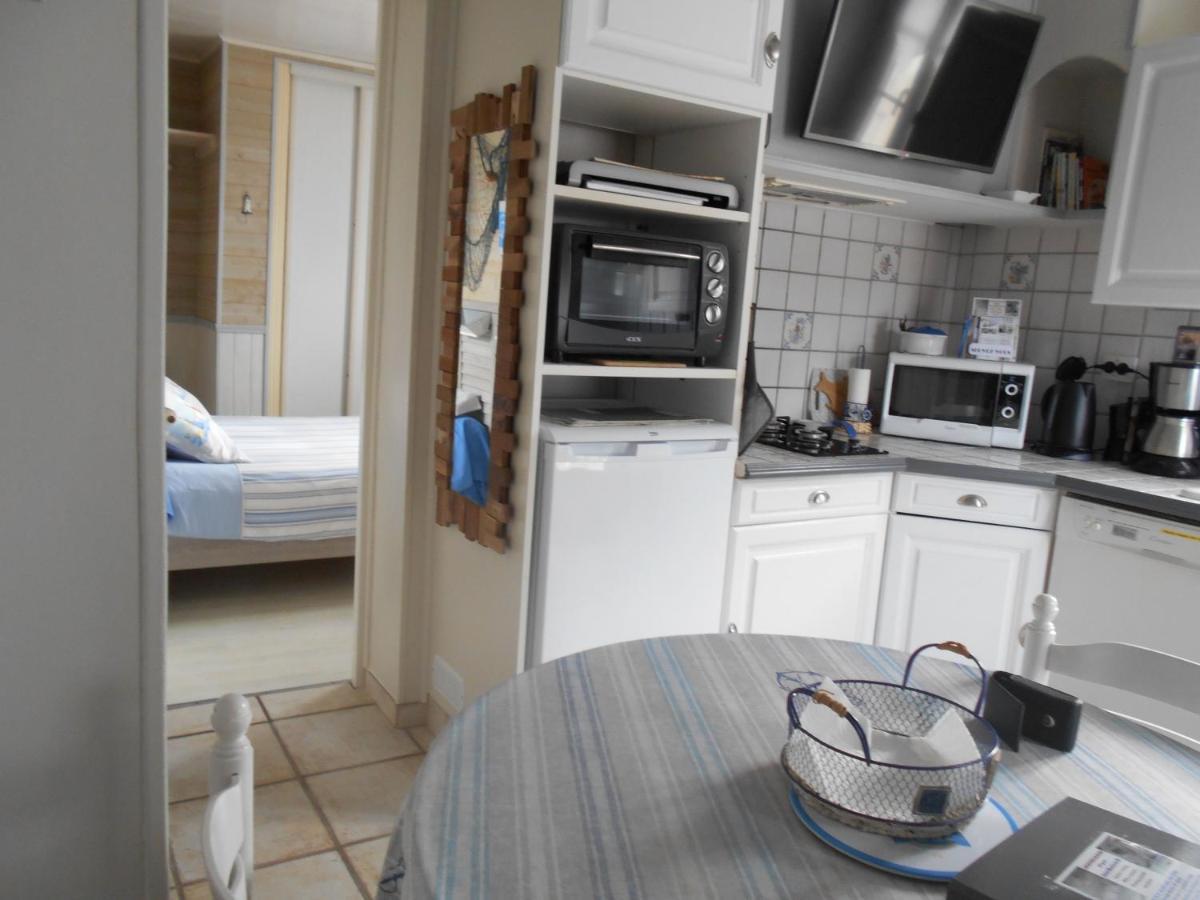 LA DANAE ILE DE RE, VELOS, WIFI, CUISINE, LINGE, Parking gratuit Saint-Martin-de-Ré Exterior foto